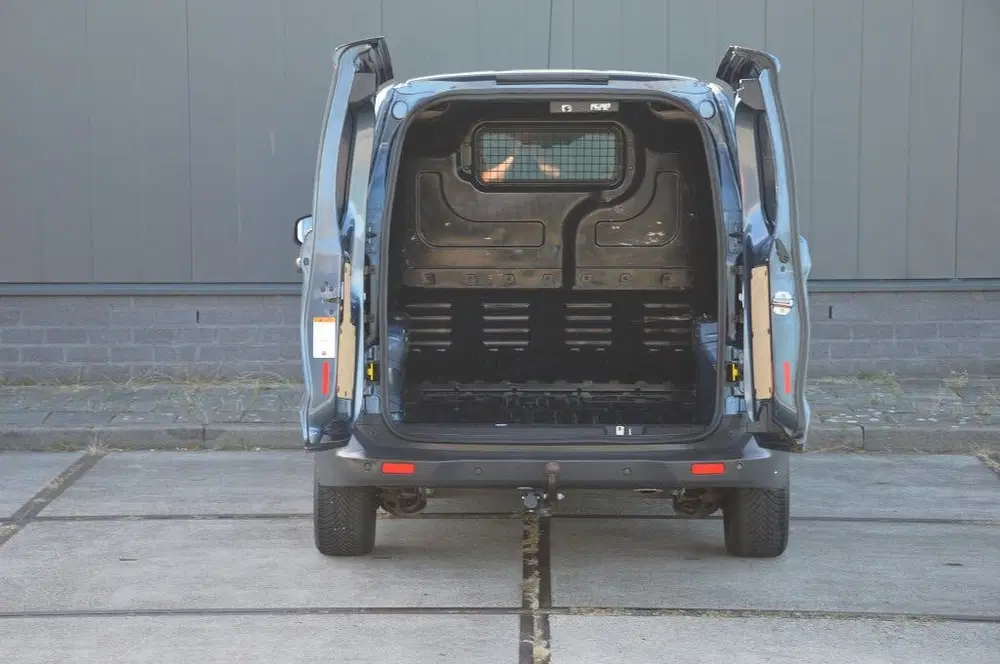 Ford Transit Courier 1.5 TDCI Euro 6 Trend Duratorq S&S Airc uit 2019, foto 3