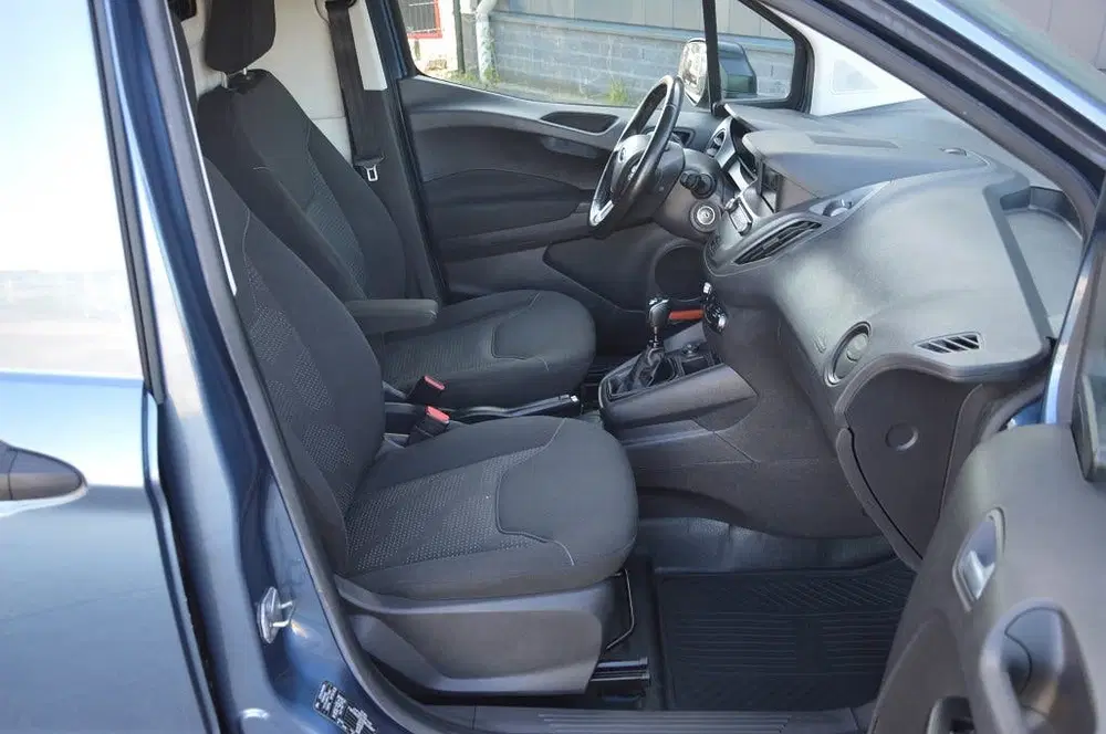 Ford Transit Courier 1.5 TDCI Euro 6 Trend Duratorq S&S Airc uit 2019, foto 6