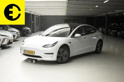 Tesla Model 3 Standard RWD Plus 60 kWh uit 2023