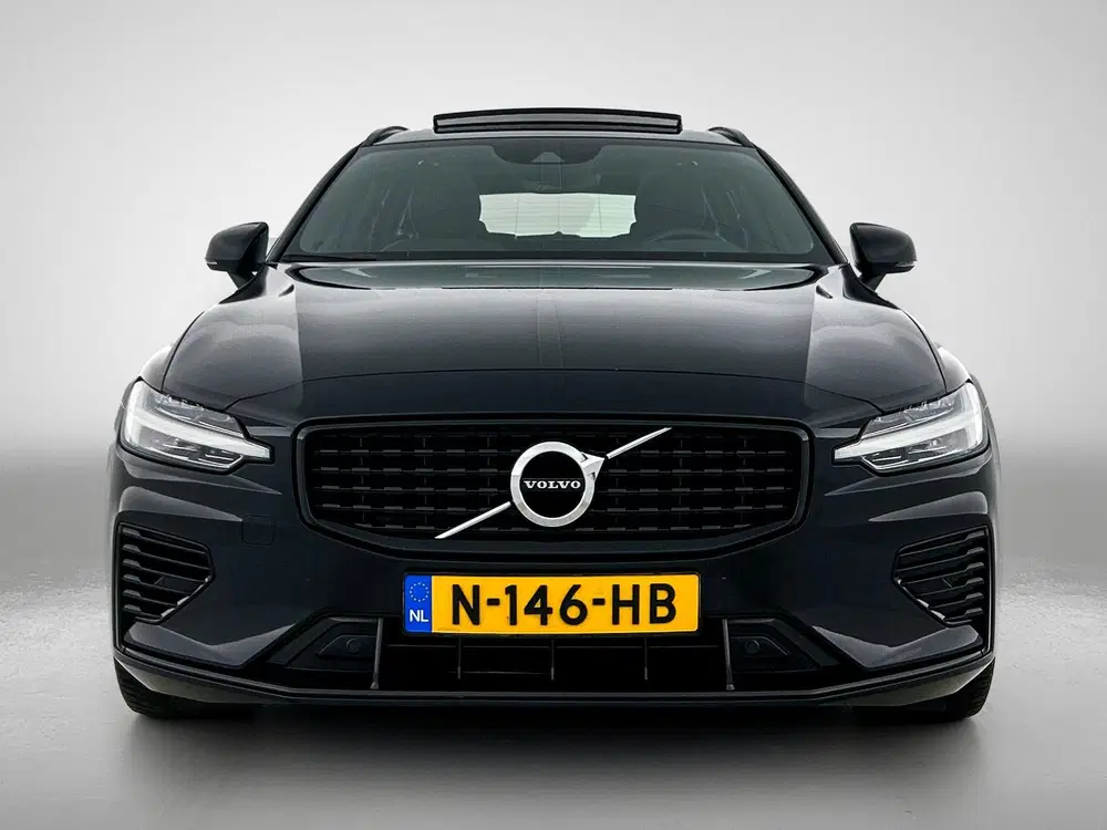 Volvo V60 T8 Hybride AWD R-Design SOH 94% uit 2021, foto 6