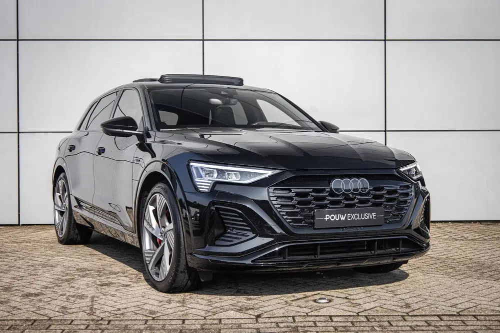 Audi Q8 e-tron 55 408pk quattro S Edition 115 kWh uit 2023, foto 10