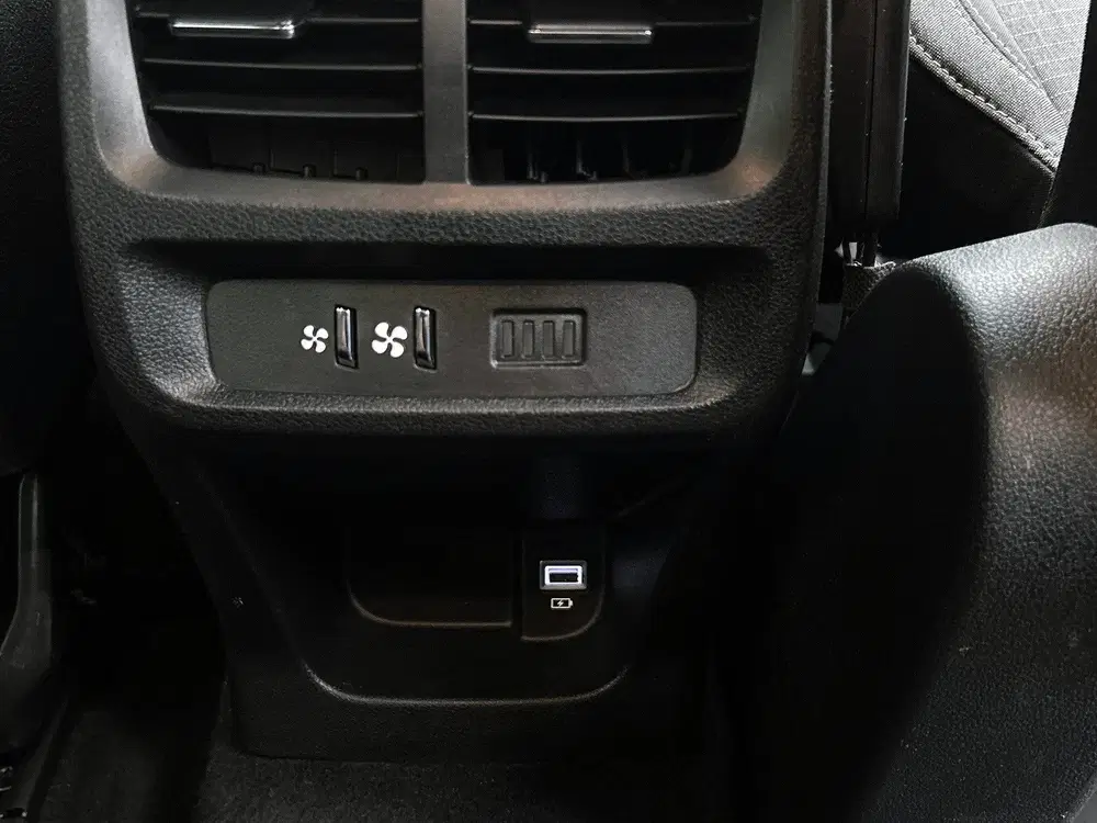 Peugeot Rifter 1.2 131PK Automaat GT 7pers. * Distribut uit 2021, foto 15
