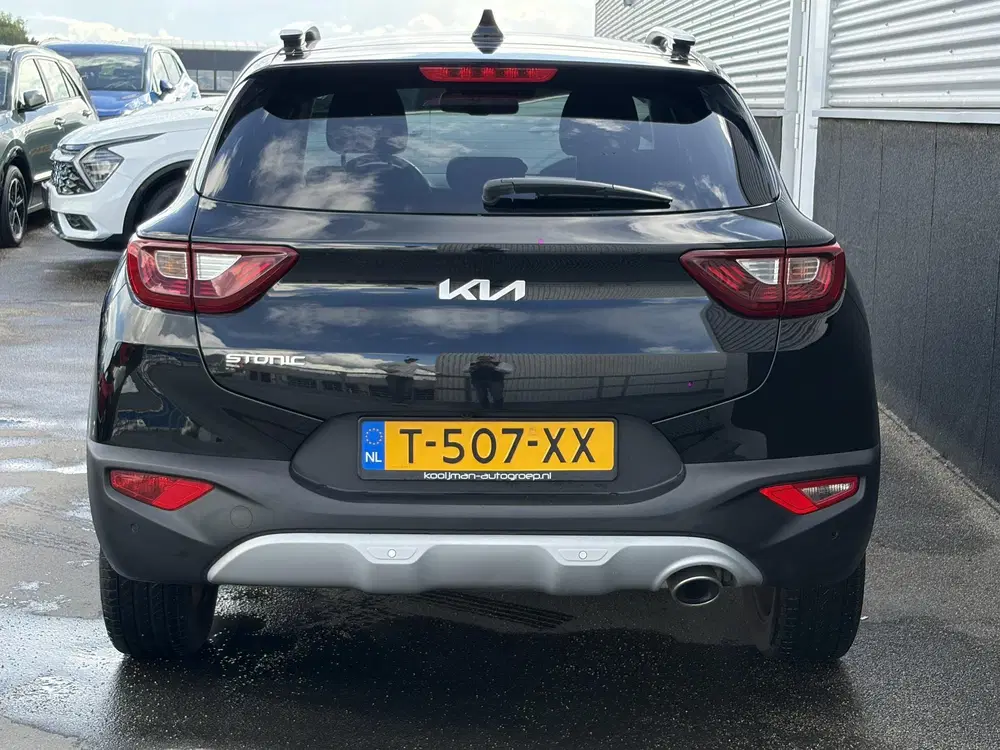 Kia Stonic 1.0 T-GDi MHEV DynamicPlusLine Navigatie uit 2023, foto 6