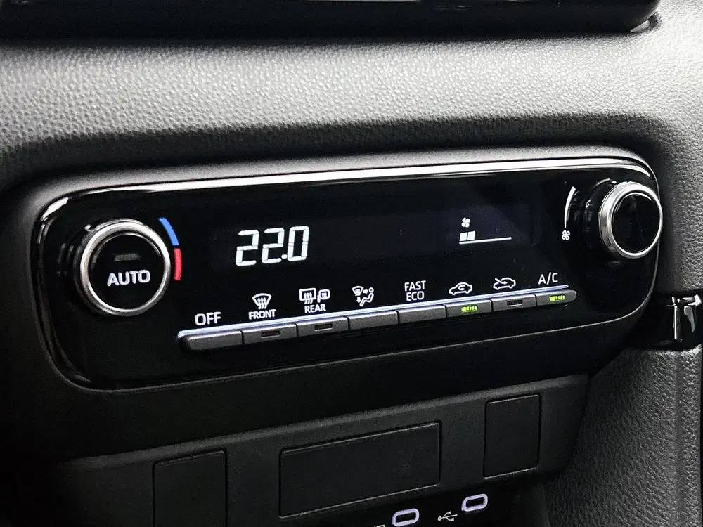 Toyota Yaris Hybrid 115 Dynamic uit 2025, foto 14