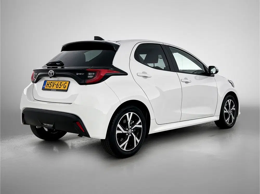 Toyota Yaris Hybrid 115 Dynamic uit 2025, foto 2