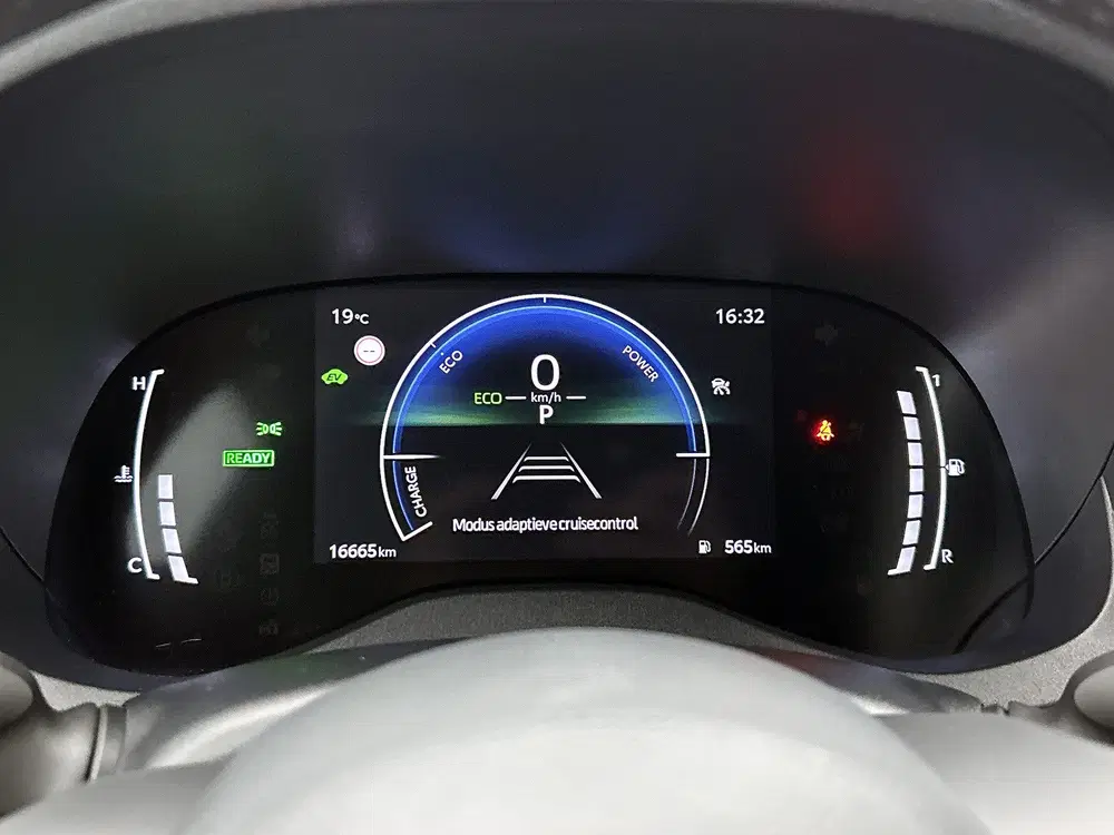Toyota Yaris Hybrid 115 Dynamic uit 2025, foto 6