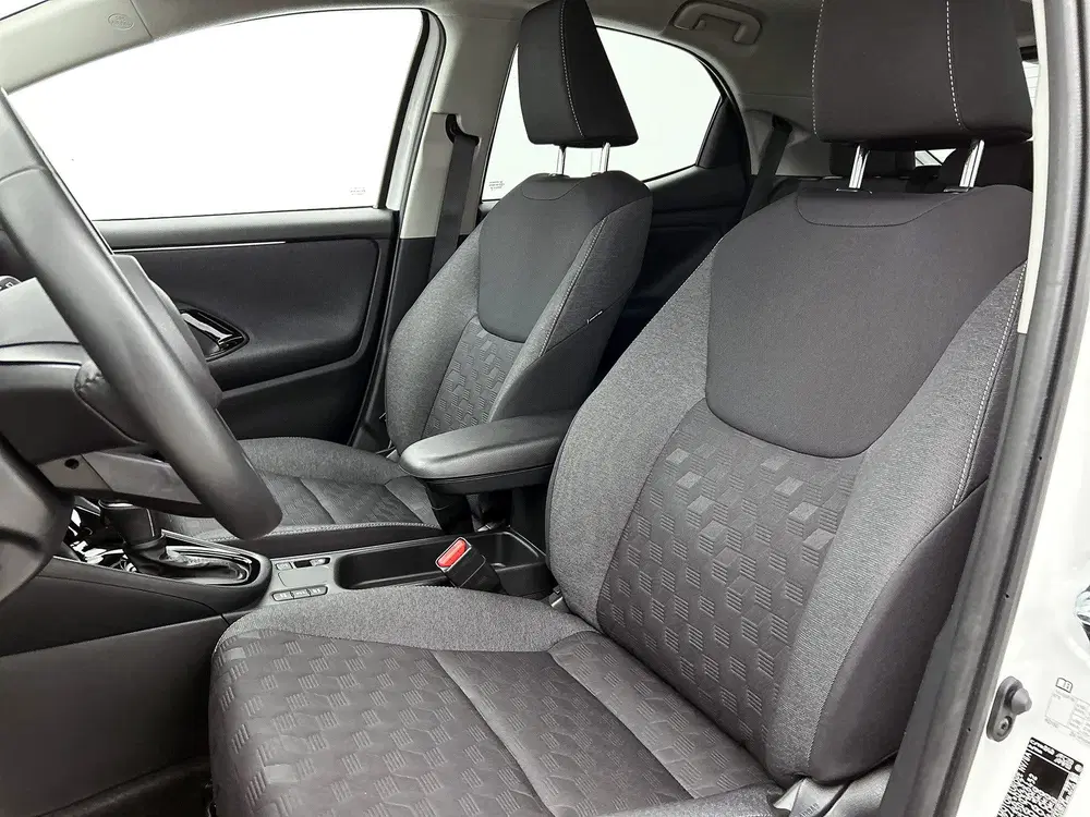 Toyota Yaris Hybrid 115 Dynamic uit 2025, foto 8