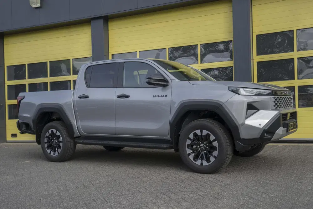 Toyota Hilux Toyota Hilux 2.8 D-4D MHEV Double Cab Styl uit 2026, foto 3