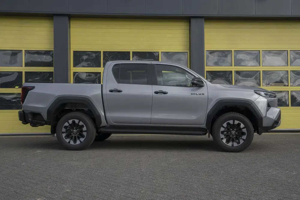 Toyota Hilux Toyota Hilux 2.8 D-4D MHEV Double Cab Styl uit 2026, foto 4