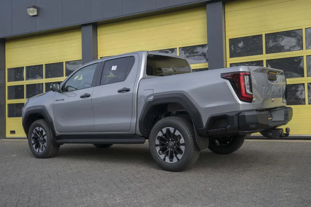 Toyota Hilux Toyota Hilux 2.8 D-4D MHEV Double Cab Styl uit 2026, foto 6