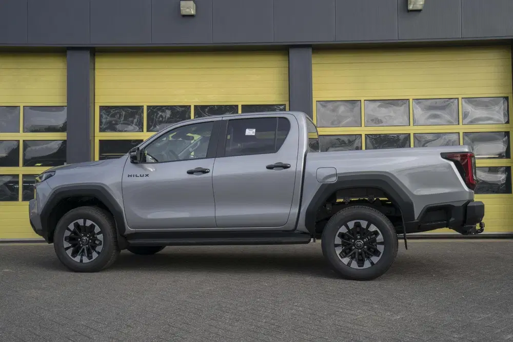 Toyota Hilux Toyota Hilux 2.8 D-4D MHEV Double Cab Styl uit 2026, foto 7