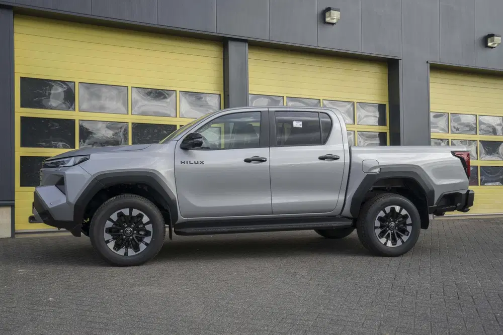 Toyota Hilux Toyota Hilux 2.8 D-4D MHEV Double Cab Styl uit 2026, foto 8