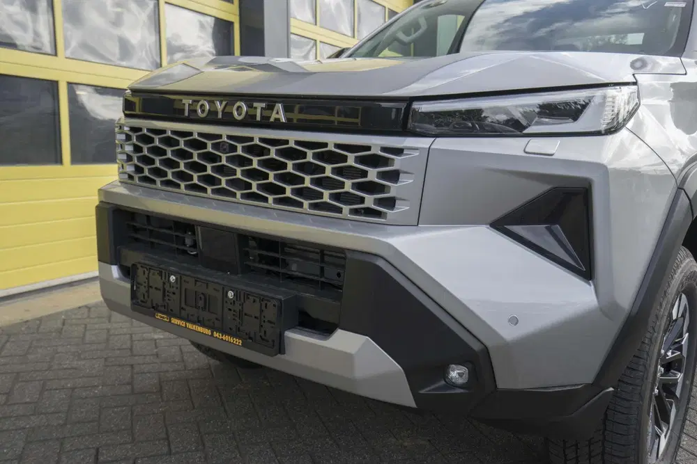 Toyota Hilux Toyota Hilux 2.8 D-4D MHEV Double Cab Styl uit 2026, foto 9