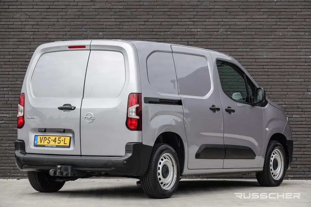 Opel Combo L1 1.5D 102Pk uit 2022, foto 2