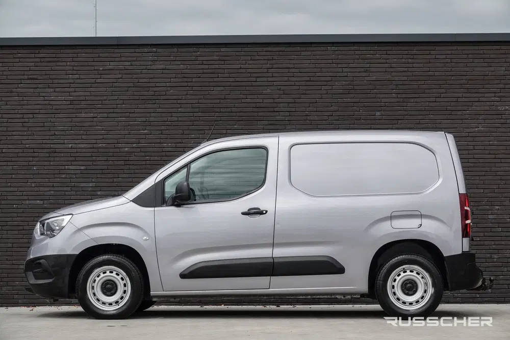 Opel Combo L1 1.5D 102Pk uit 2022, foto 4