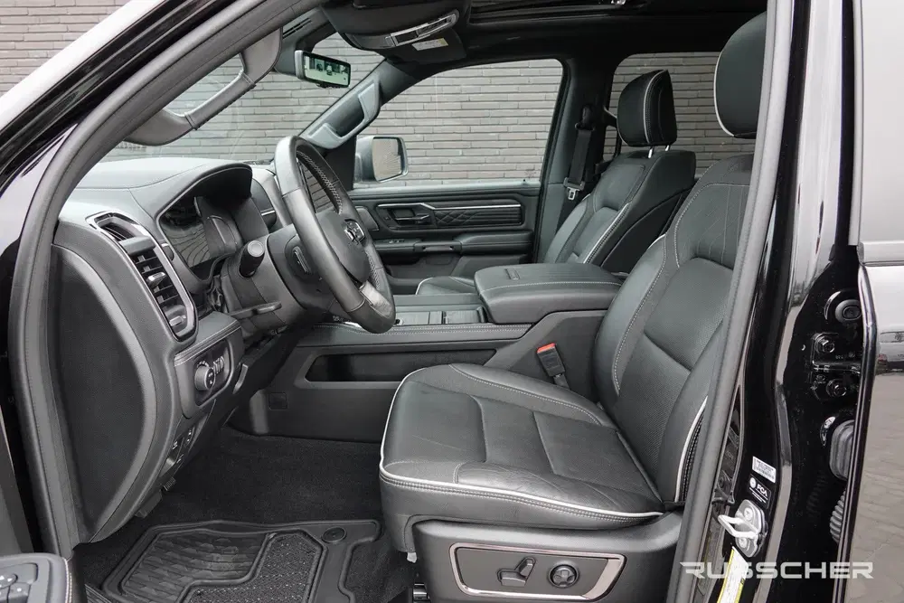Dodge RAM 1500 3.0L 548Pk Limited Night uit 2024, foto 5