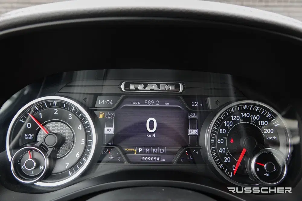 Dodge RAM 5.7 Hemi V8 401Pk 4x4 Crew Cab uit 2019, foto 14