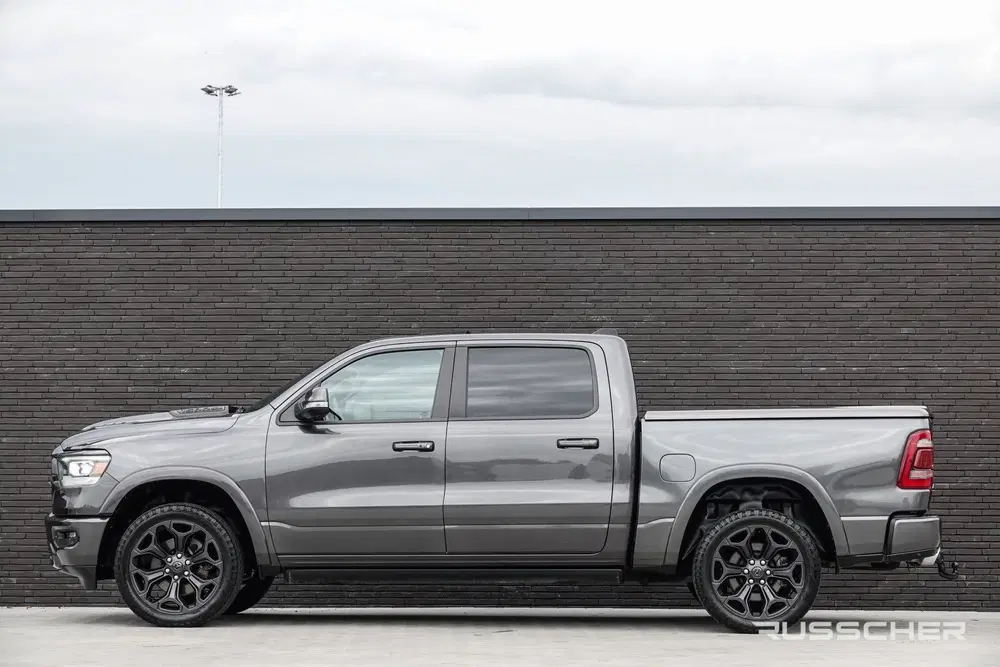 Dodge RAM 5.7 Hemi V8 401Pk 4x4 Crew Cab uit 2019, foto 4