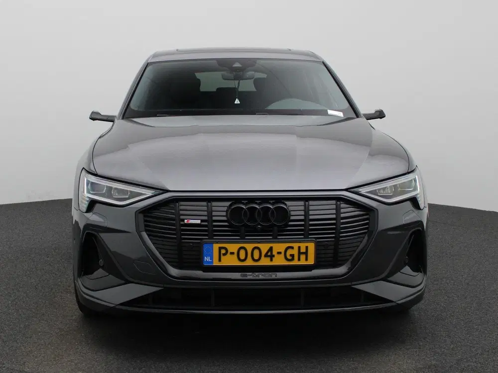 Audi e-tron 55 quattro S edition 95 kWh uit 2021, foto 3