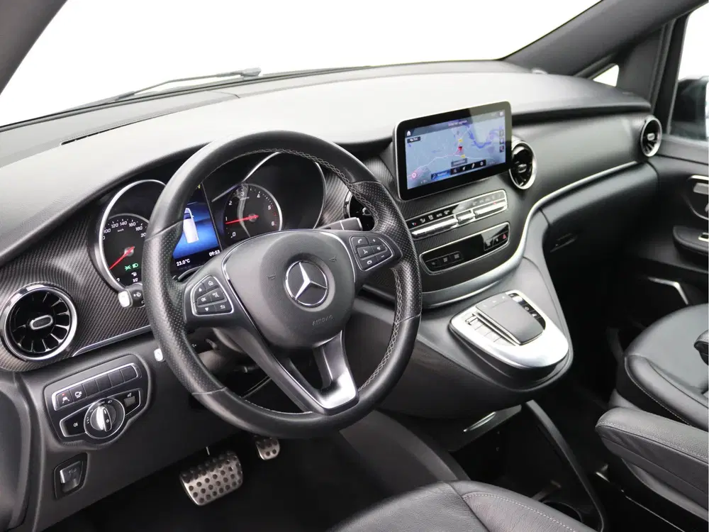 Mercedes-Benz V-Klasse 300d Extra Lang DC AMG Memory uit 2020, foto 12