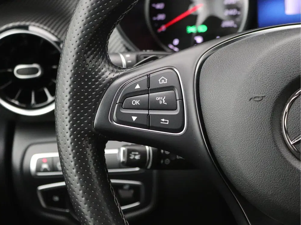 Mercedes-Benz V-Klasse 300d Extra Lang DC AMG Memory uit 2020, foto 15