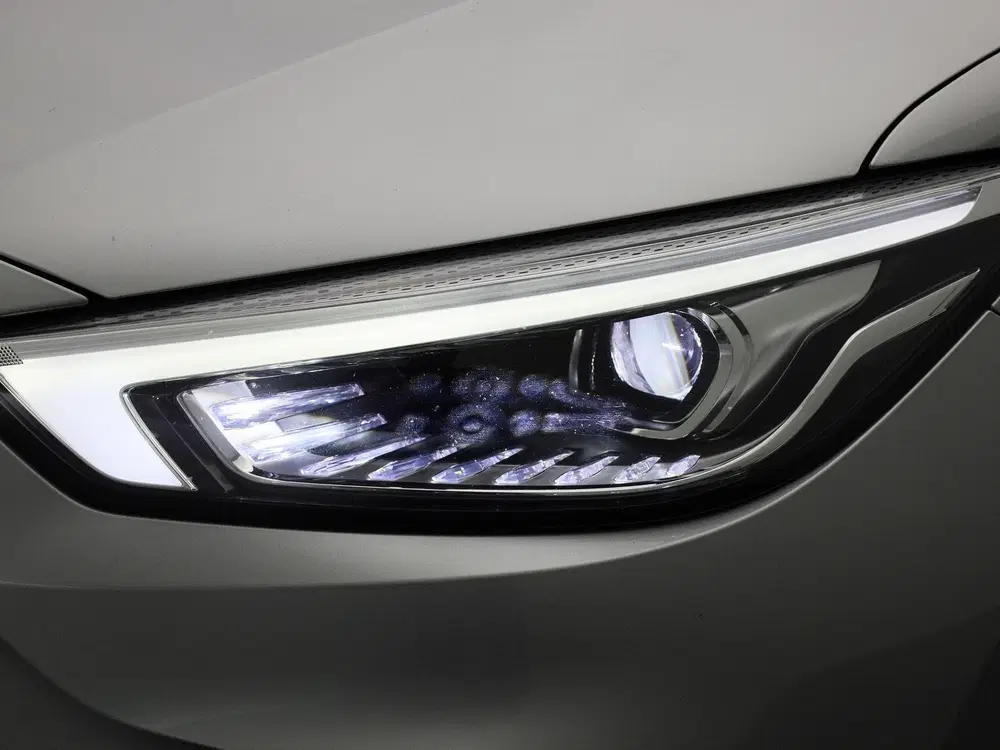 MG ZS Long Range Luxury 70 kWh uit 2023, foto 14