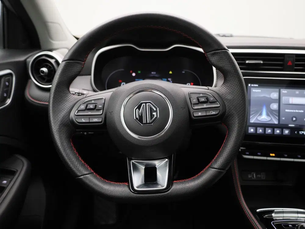MG ZS Long Range Luxury 70 kWh uit 2023, foto 7