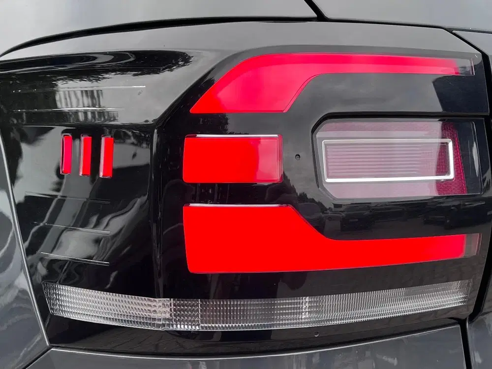 Volkswagen T-Cross 1.0 TSI Style Business R uit 2019, foto 7