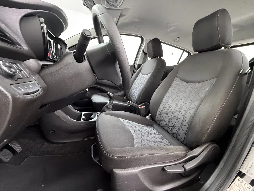 Opel Karl 1.0I 74PK Airco Pdc LMv 120 Jaar Edition B uit 2019, foto 11