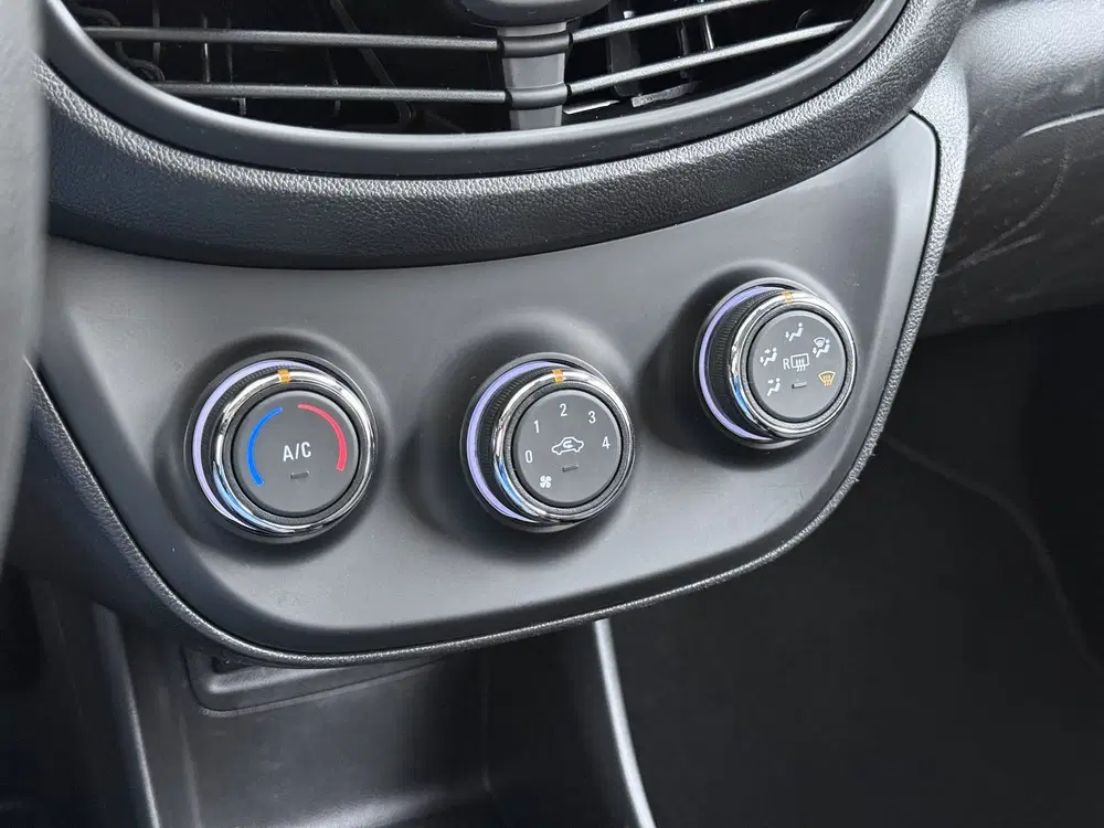 Opel Karl 1.0I 74PK Airco Pdc LMv 120 Jaar Edition B uit 2019, foto 14