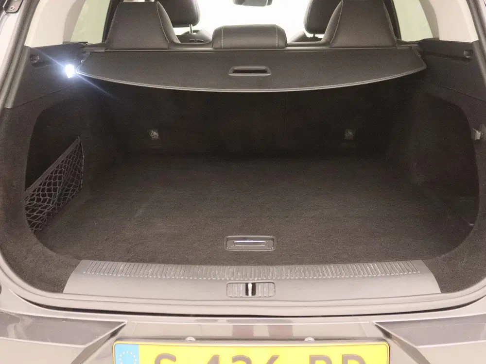 MG Marvel R Luxury 70 kWh uit 2022, foto 14