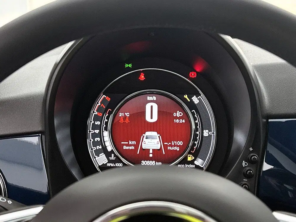 Fiat 500 1.0 Hybrid Dolcevita uit 2023, foto 10