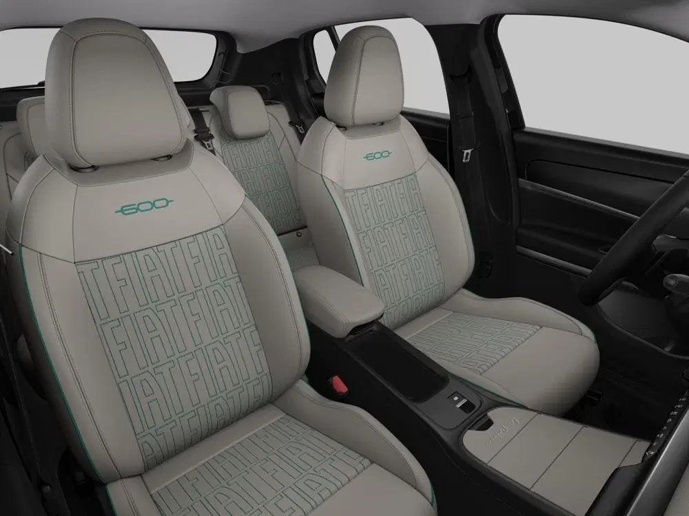 Fiat 600 1.2 Hybrid 136pk La Prima uit 2025, foto 6