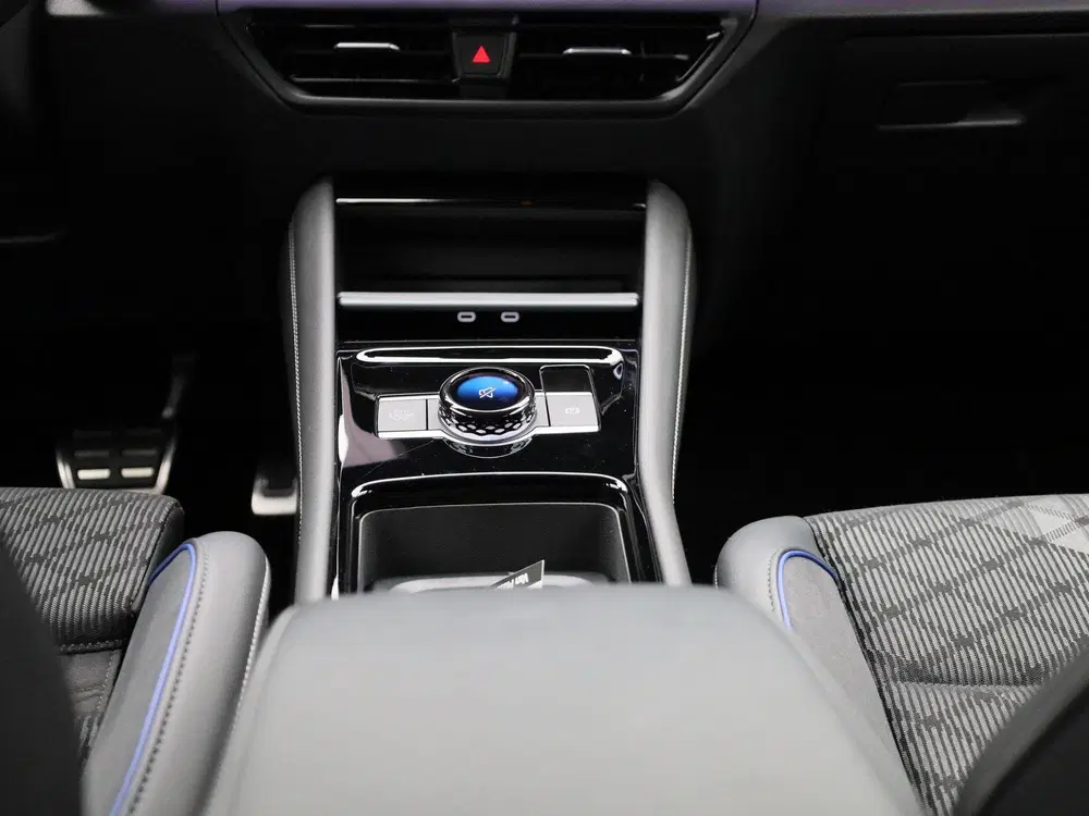 Volkswagen Tayron 1.5 eHybrid R-Line Edition 272 PK uit 2025, foto 10