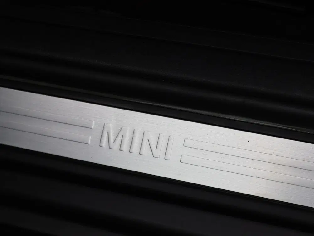 Mini Clubman One Business Edition + Classic + Sportstoe uit 2022, foto 10