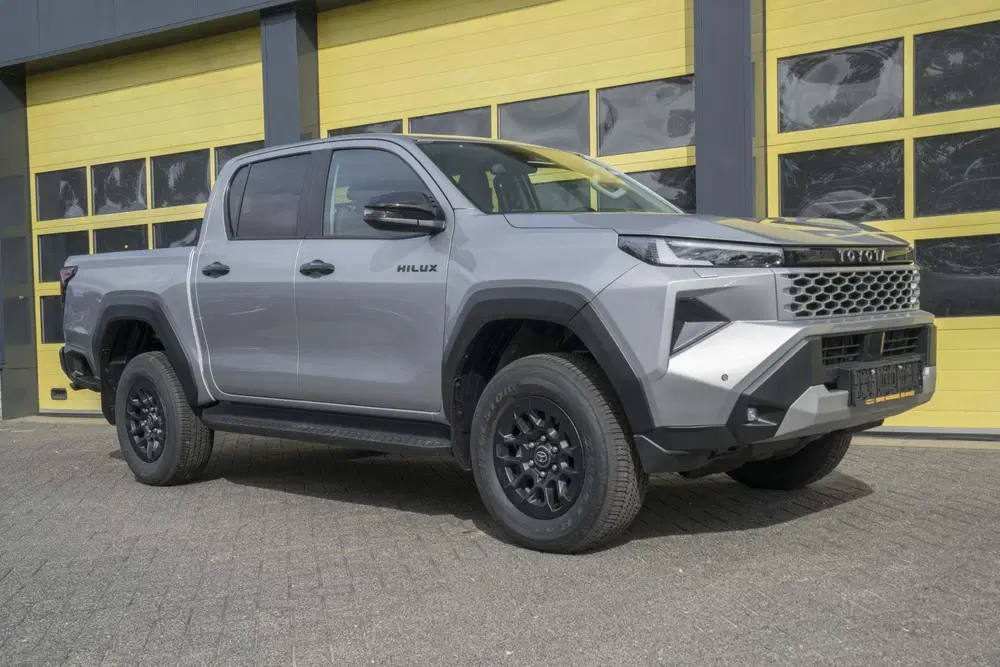 Toyota Hilux 2.8 D-4D MHEV Double Cab Auto 4WD Comfort uit 2026