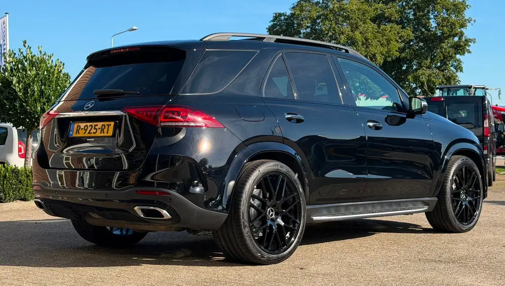 Mercedes-Benz GLE 350 e AMG uit 2022, foto 5