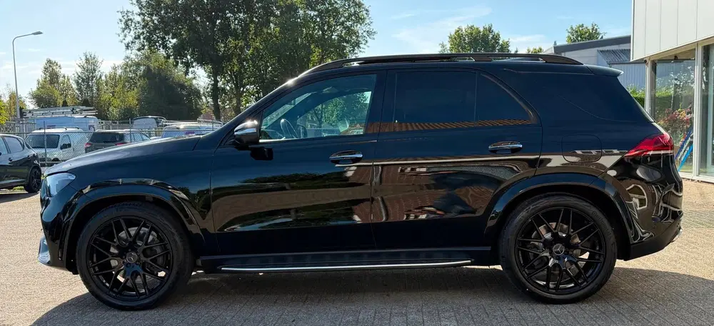 Mercedes-Benz GLE 350 e AMG uit 2022, foto 8
