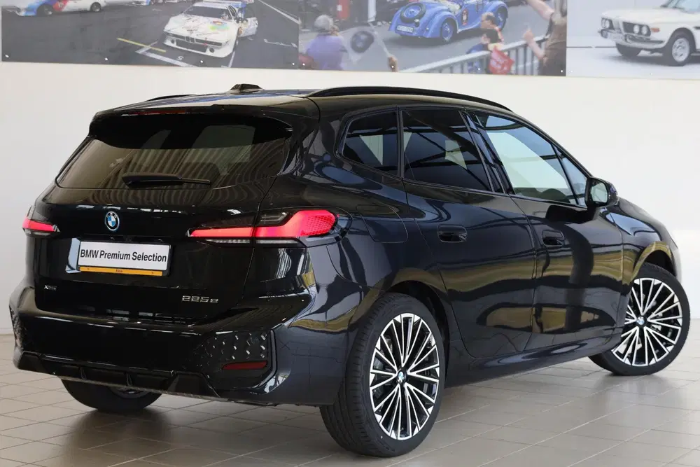 BMW 2-serie Active Tourer 225e xDrive uit 2026, foto 2