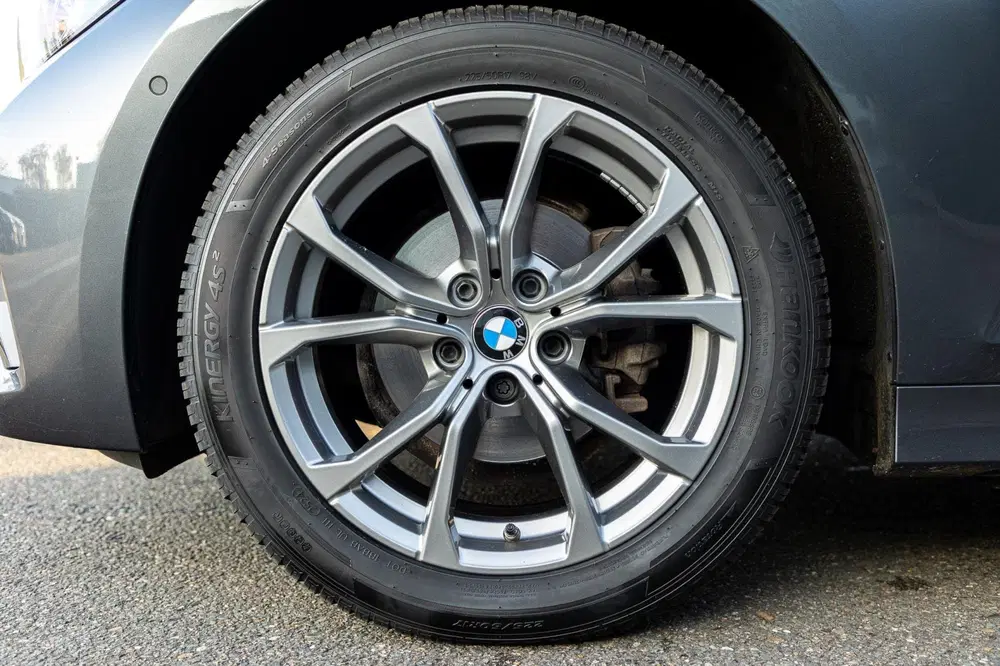 BMW 3-serie 318i High Executive Edition I NAP I pano uit 2021, foto 11