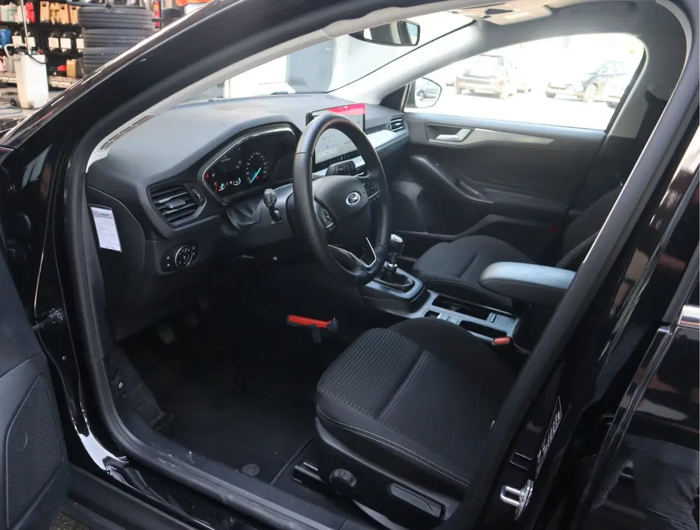 Ford Focus 1.0 EcoBoost Hybrid Titanium Navi uit 2024, foto 14