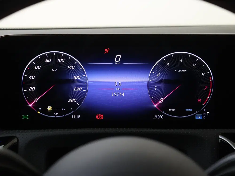 Mercedes-Benz A-Klasse 180 AMG Line uit 2024, foto 11