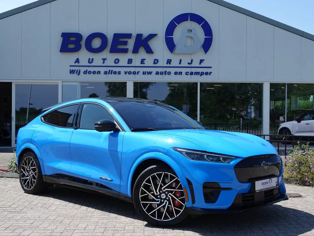 Ford Mustang Mach-E GT Extended AWD 91 kWh 487PK PANO uit 2024