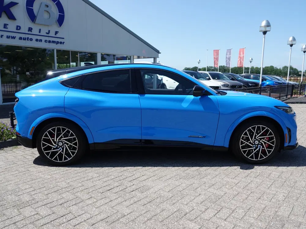 Ford Mustang Mach-E GT Extended AWD 91 kWh 487PK PANO uit 2024, foto 3