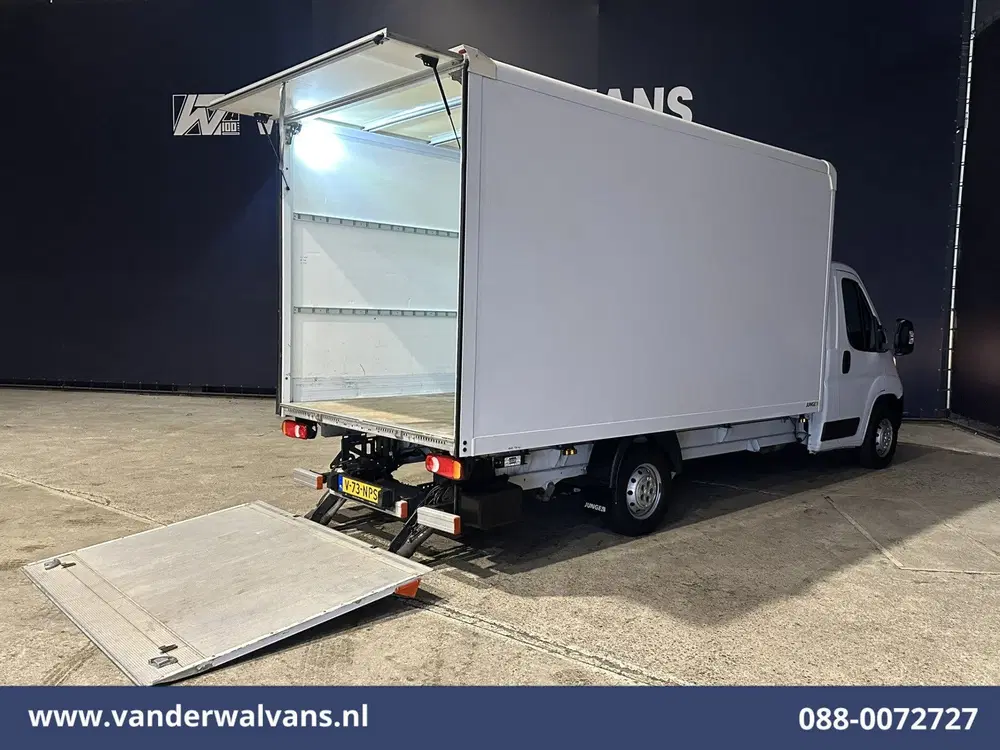 Peugeot Boxer 2.2 BlueHDi 141pk Bakwagen 436cm Lang Laad uit 2022, foto 2