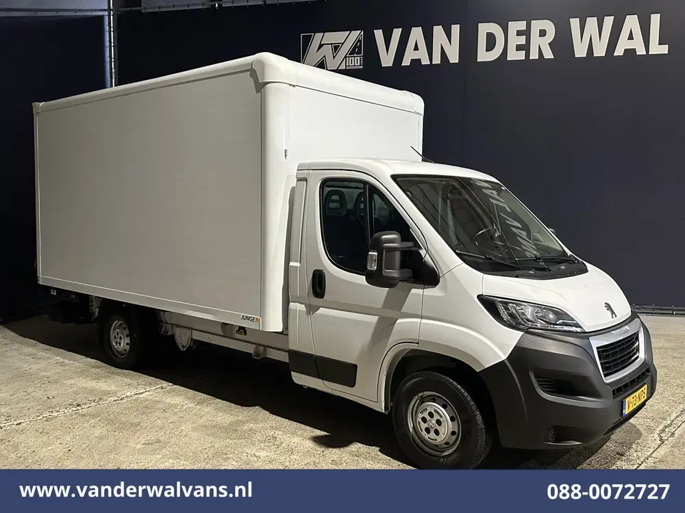 Peugeot Boxer 2.2 BlueHDi 141pk Bakwagen 436cm Lang Laad uit 2022, foto 8