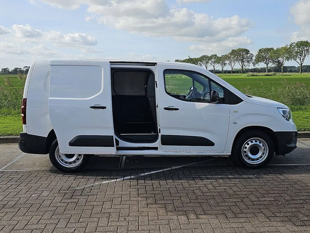 Opel Combo 1.5 L2 2xZjdeur NAP Airco Trekhaak 1e Eige uit 2021, foto 13