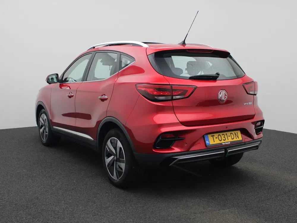 MG ZS Long Range Luxury 70 kWh uit 2023, foto 2