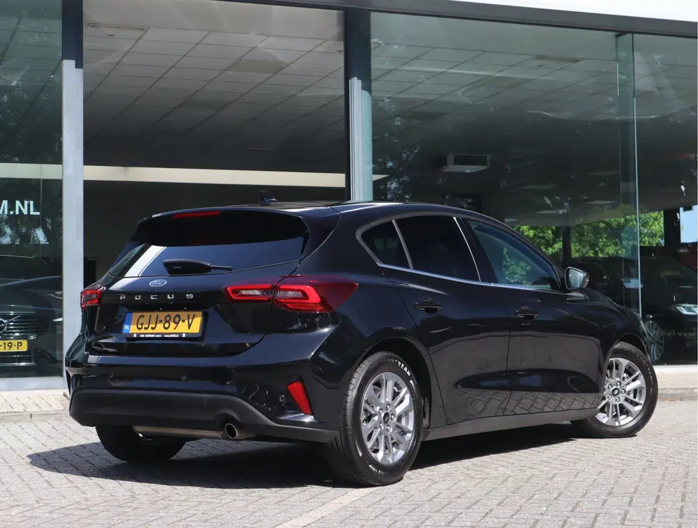 Ford Focus 1.0 EcoBoost Hybrid Titanium Carplay uit 2024, foto 2