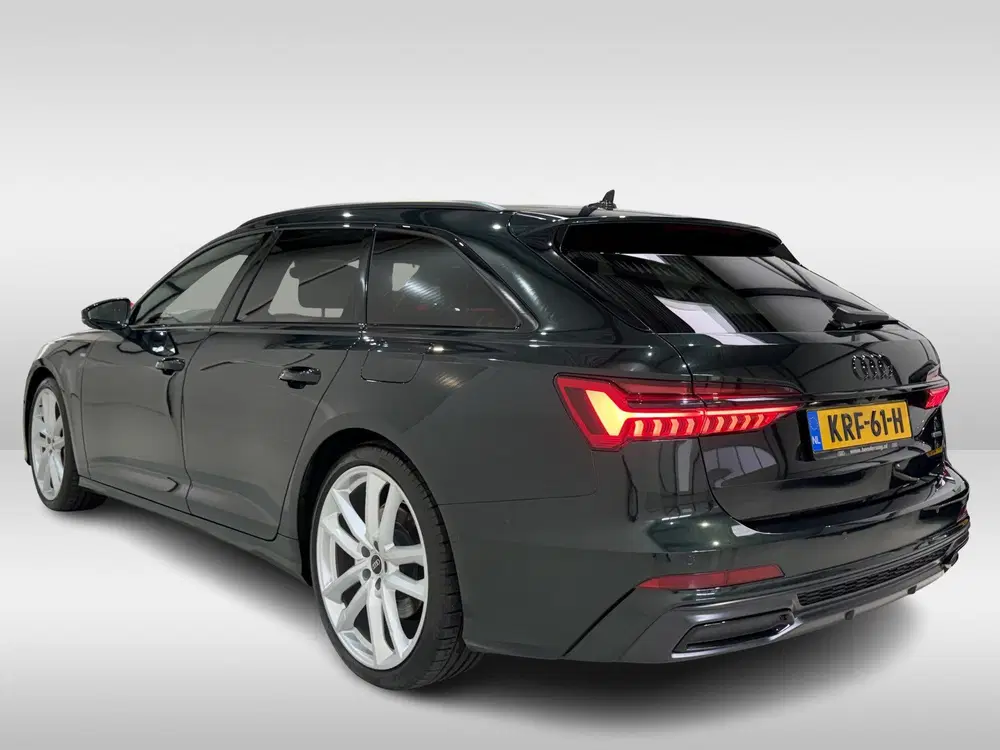 Audi A6 55 TFSI e 367pk quattro Pro Line S Competi uit 2023, foto 4